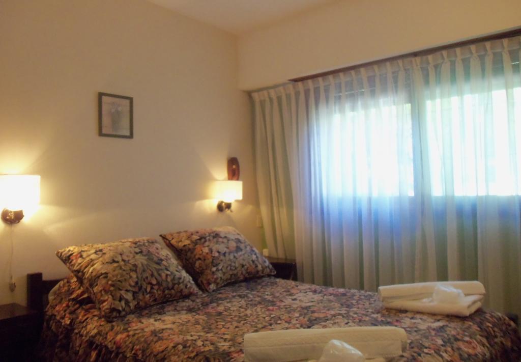 Dino'S Hotel Villa Gesell Zimmer foto