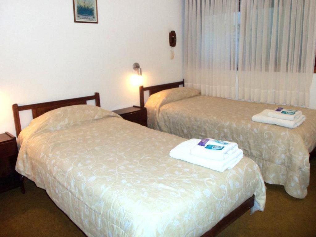 Dino'S Hotel Villa Gesell Zimmer foto